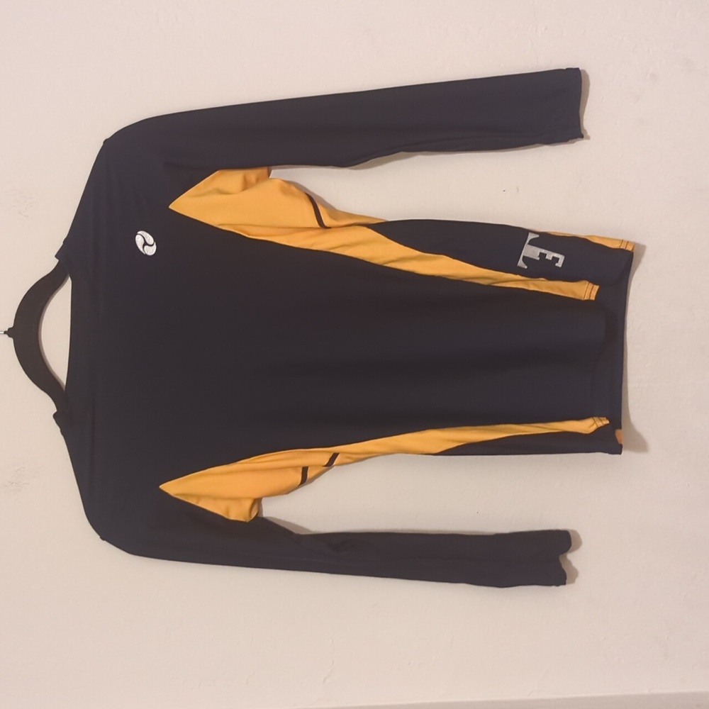 Firstar  athletic long sleeve shirt size YL